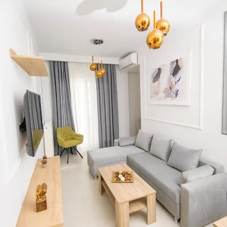 Apartment Dreamy Center 12 Thesbnbgr